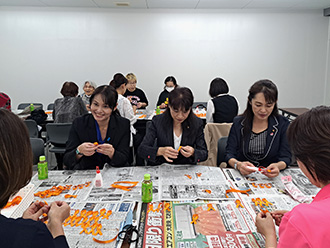オレンジリボン活動 リボンの作成